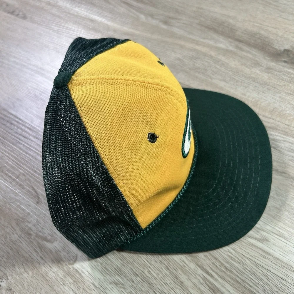 VTG Sports Specialties‎ Green Bay Packers Snapback Hat NFL Youngan Trucker Cap - Picture 7 of 8